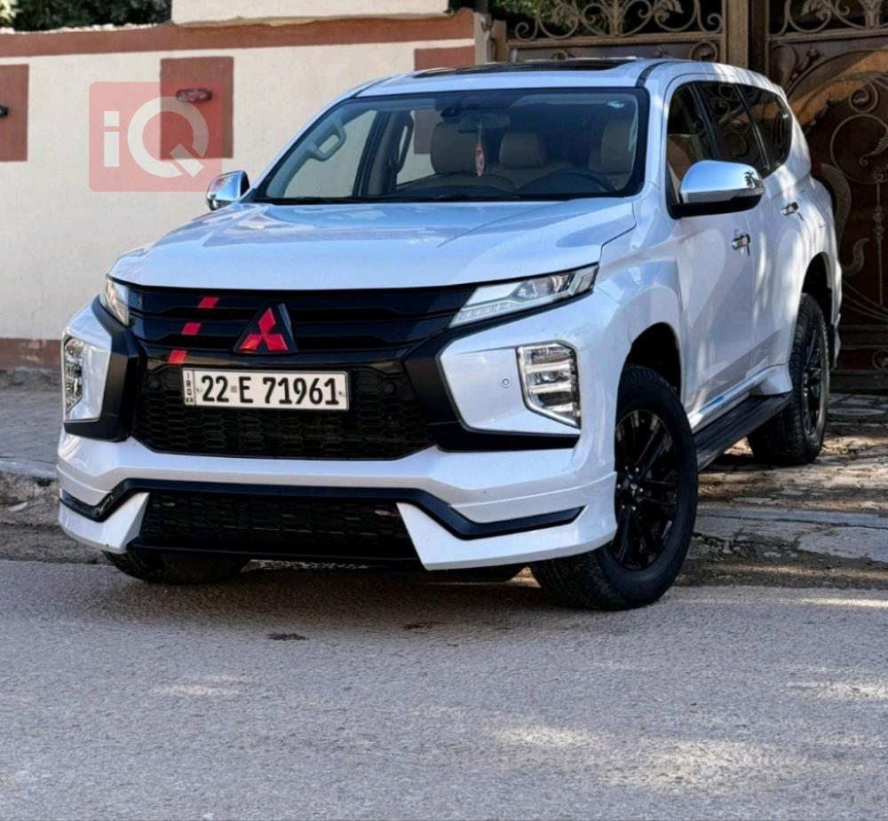 میتسوبیشی پاجیرۆ سپۆرت
